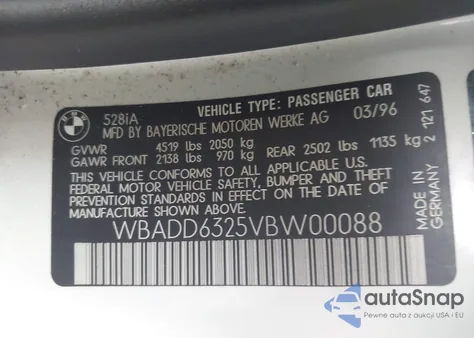1997 BMW 528I z USA, uszkodzony, nr VIN WBADD6325VBW00088
